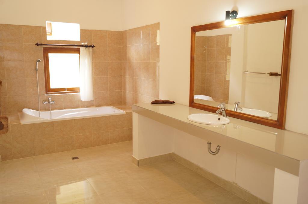 Villa Mangga Beach Amed Buitenkant foto
