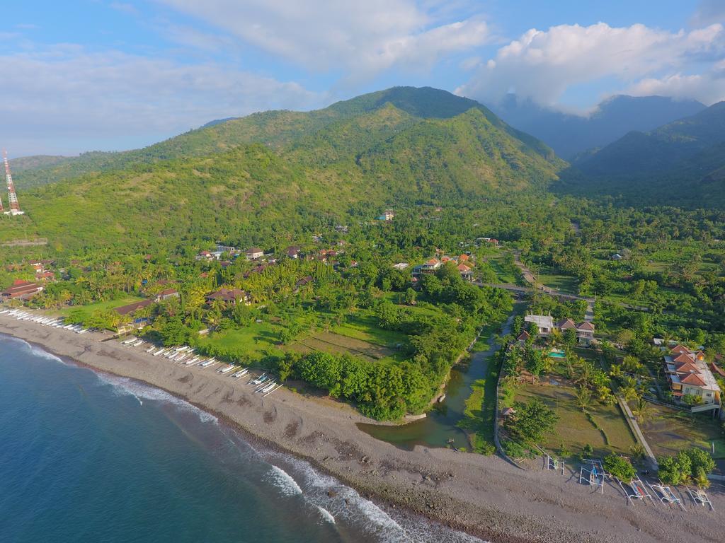 Villa Mangga Beach Amed Buitenkant foto