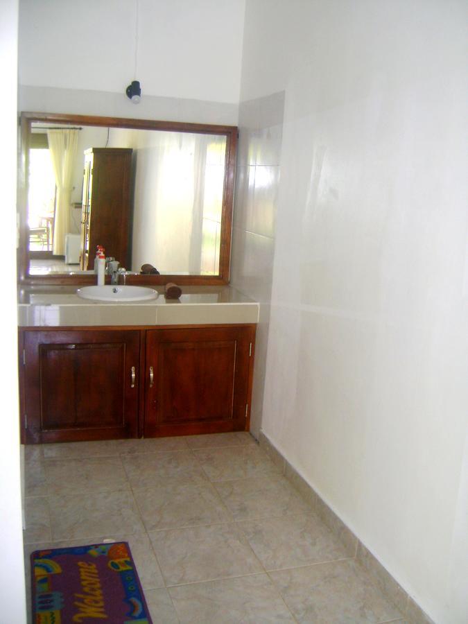Villa Mangga Beach Amed Buitenkant foto